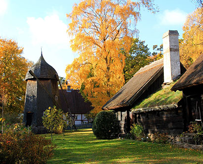 Friluftsmuseet Hallandsgården on an autumn day